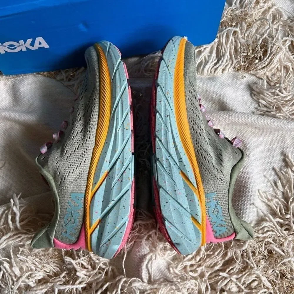 Free People Hoka Clifton 8 Shoes Womens Size 6.5 B Seaweed Green Tea NEW!
